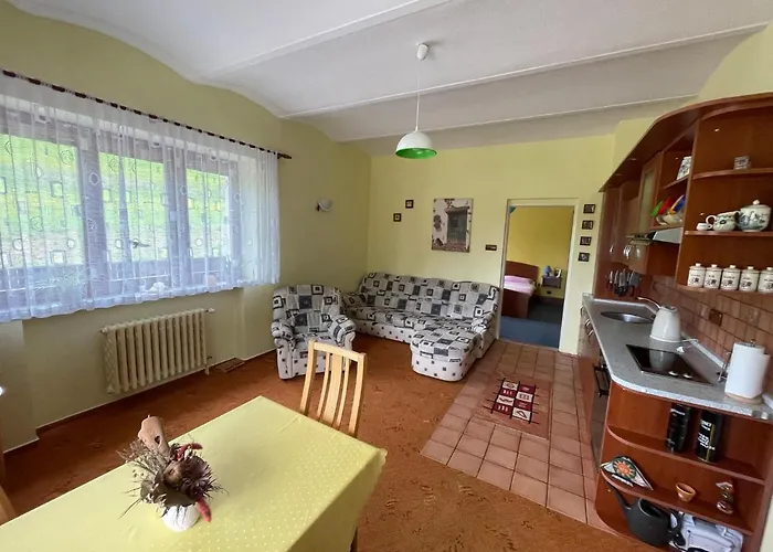 Ubytovani V Krkonosich, Rodinny Apartman Peklicko